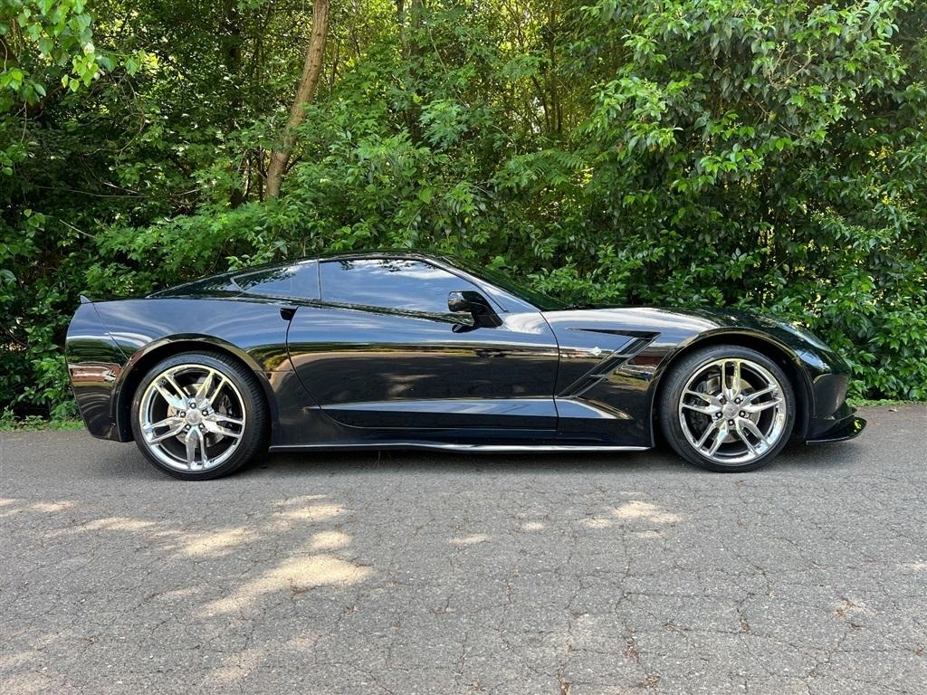 Chevrolet Corvette 2dr Stingray Z51 Cpe w/1LT 2016