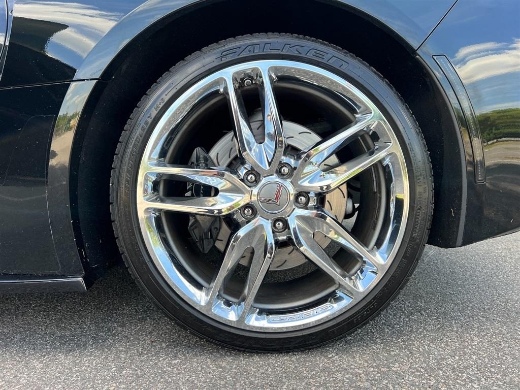 Chevrolet Corvette 2dr Stingray Z51 Cpe w/1LT 2016