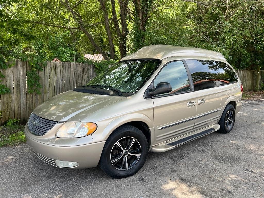 Chrysler Town & Country 4dr Limited FWD 2003