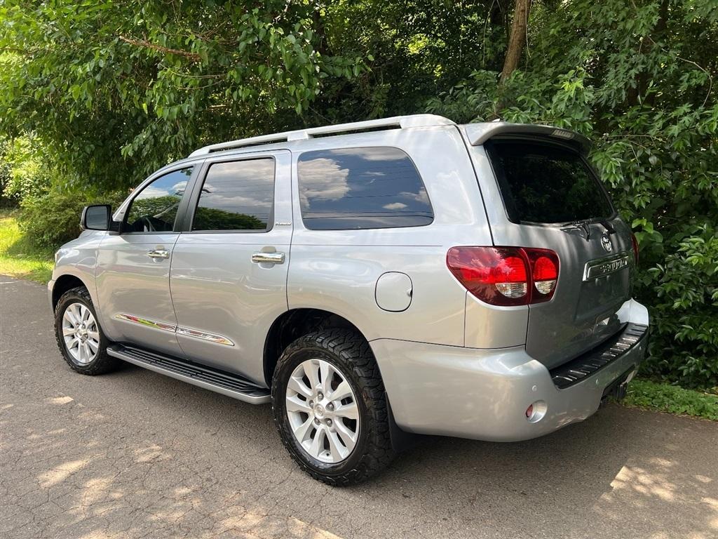 Toyota Sequoia Platinum 4WD (Natl) 2018
