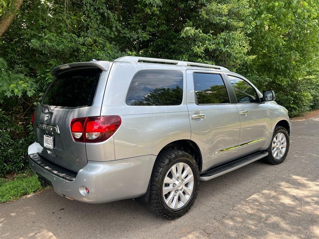 Toyota Sequoia Platinum 4WD (Natl) 2018