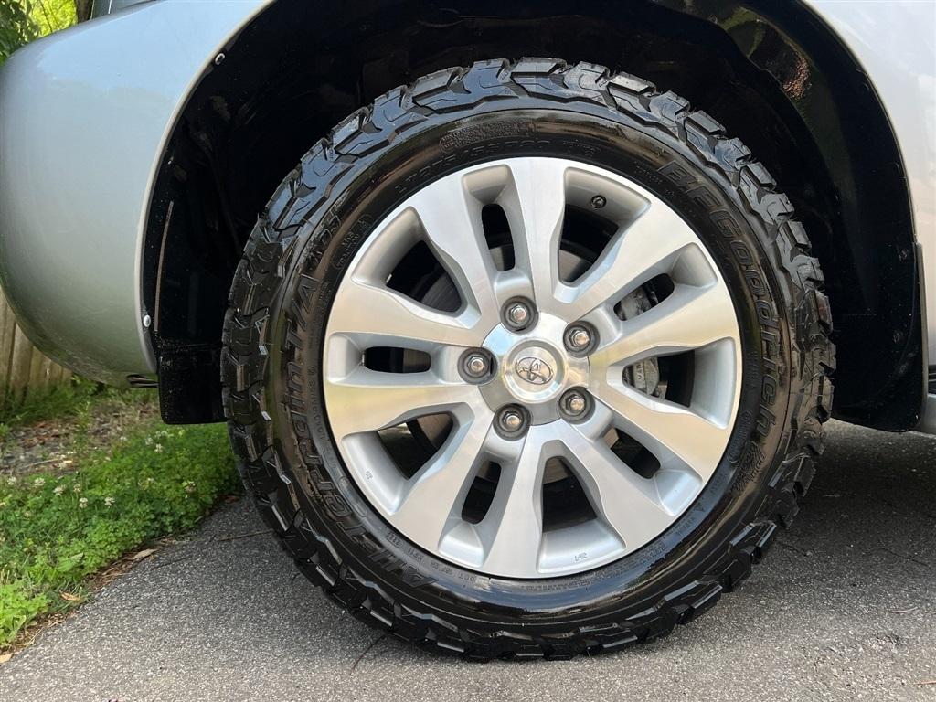 Toyota Sequoia Platinum 4WD (Natl) 2018