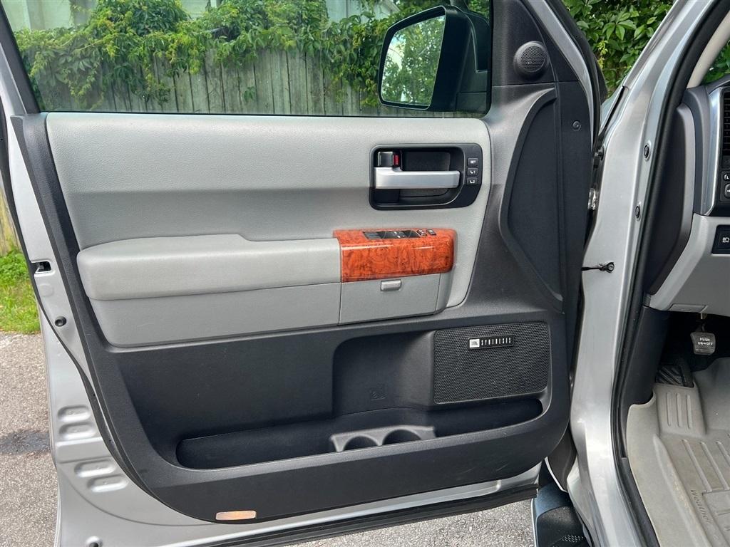 Toyota Sequoia Platinum 4WD (Natl) 2018