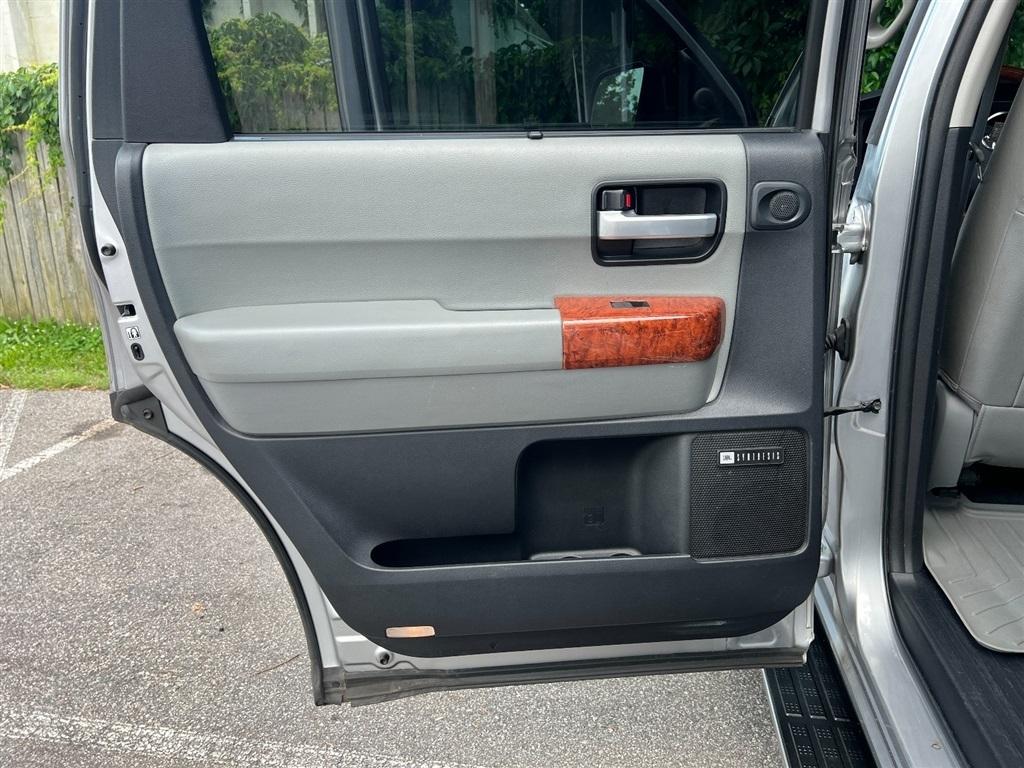 Toyota Sequoia Platinum 4WD (Natl) 2018