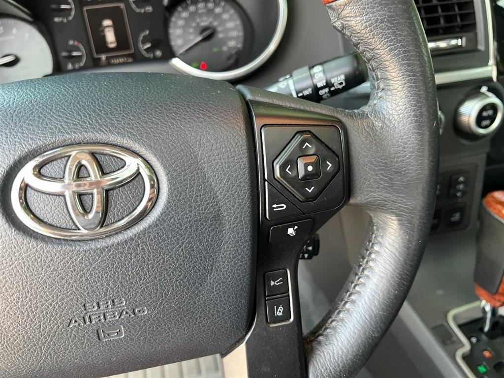 Toyota Sequoia Platinum 4WD (Natl) 2018
