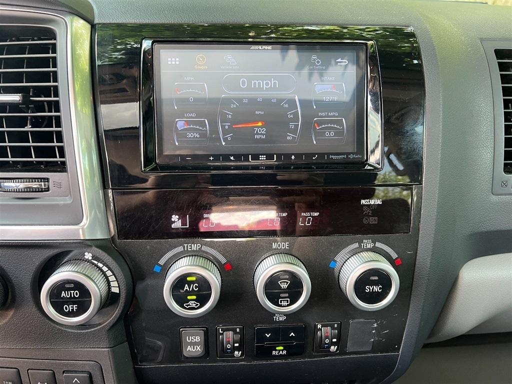 Toyota Sequoia Platinum 4WD (Natl) 2018