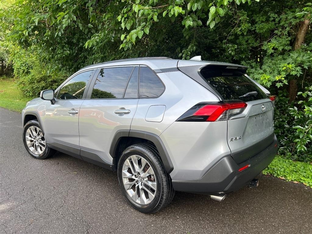 Toyota RAV4 XLE Premium AWD (Natl) 2019
