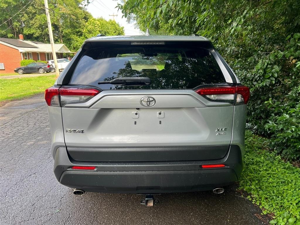 Toyota RAV4 XLE Premium AWD (Natl) 2019