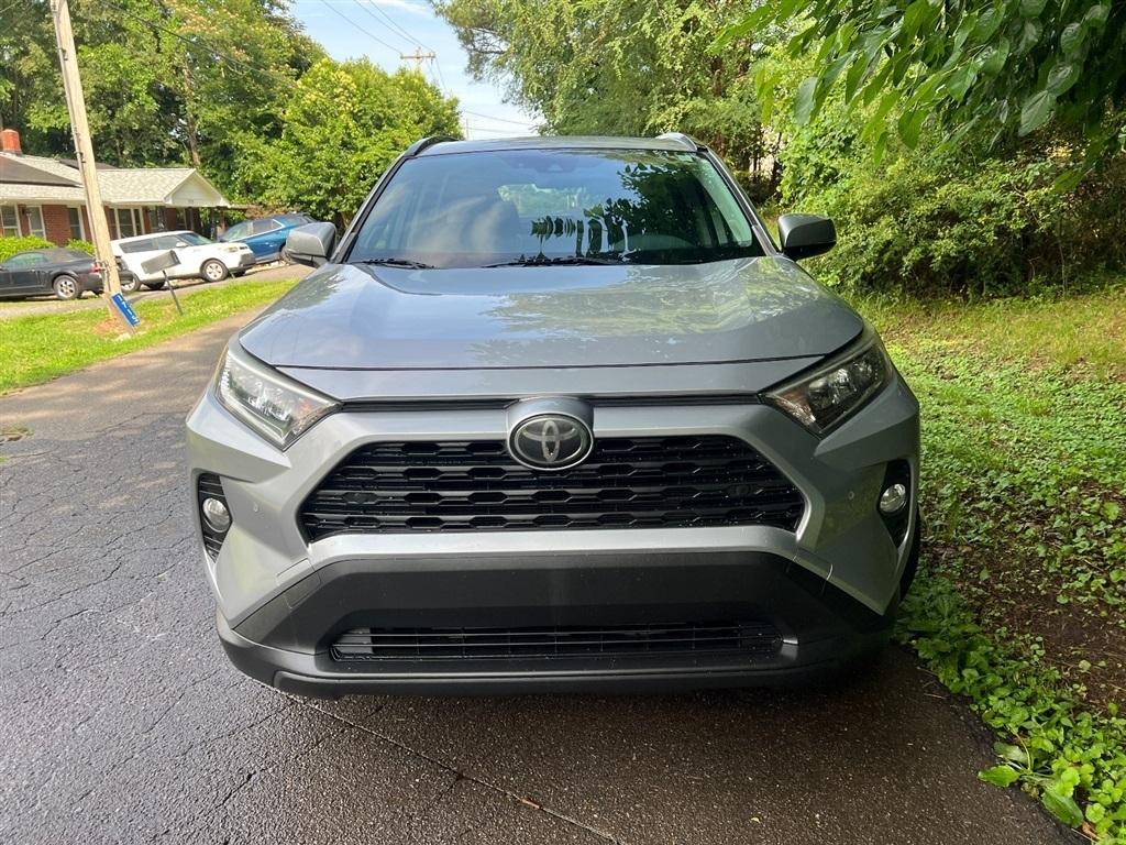 Toyota RAV4 XLE Premium AWD (Natl) 2019