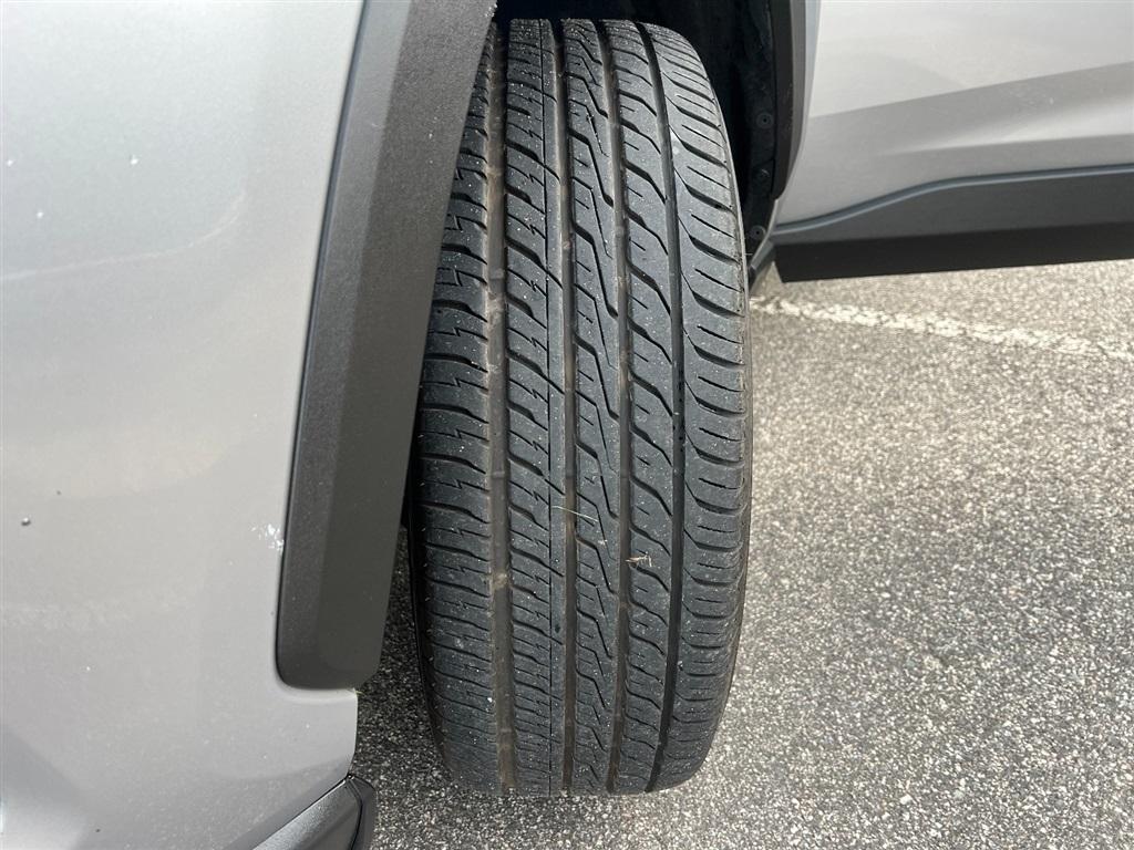 Toyota RAV4 XLE Premium AWD (Natl) 2019