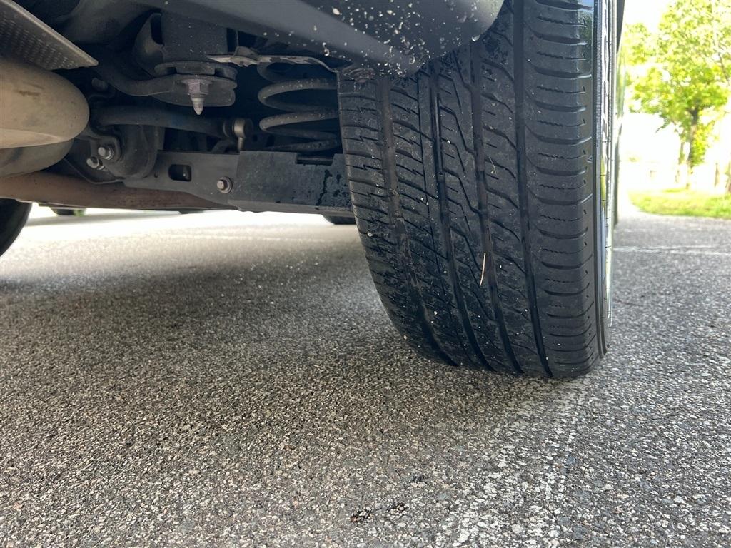 Toyota RAV4 XLE Premium AWD (Natl) 2019