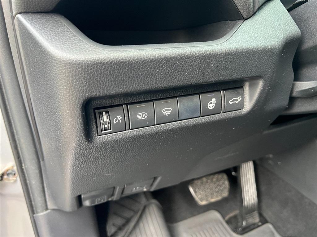 Toyota RAV4 XLE Premium AWD (Natl) 2019