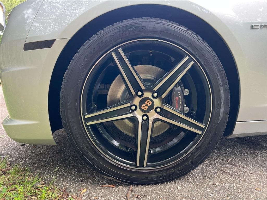 Chevrolet Camaro 2dr Cpe SS w/2SS 2013