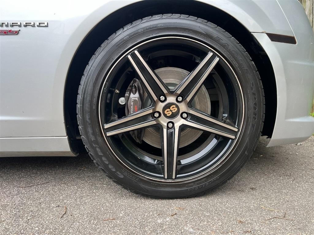 Chevrolet Camaro 2dr Cpe SS w/2SS 2013
