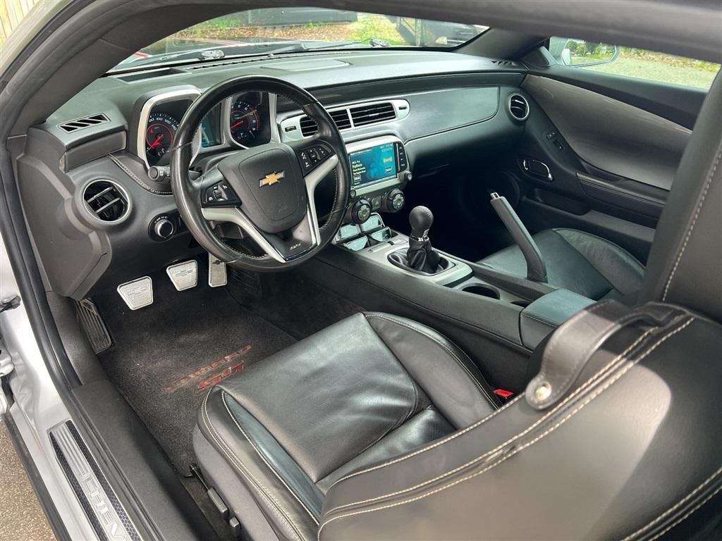 Chevrolet Camaro 2dr Cpe SS w/2SS 2013