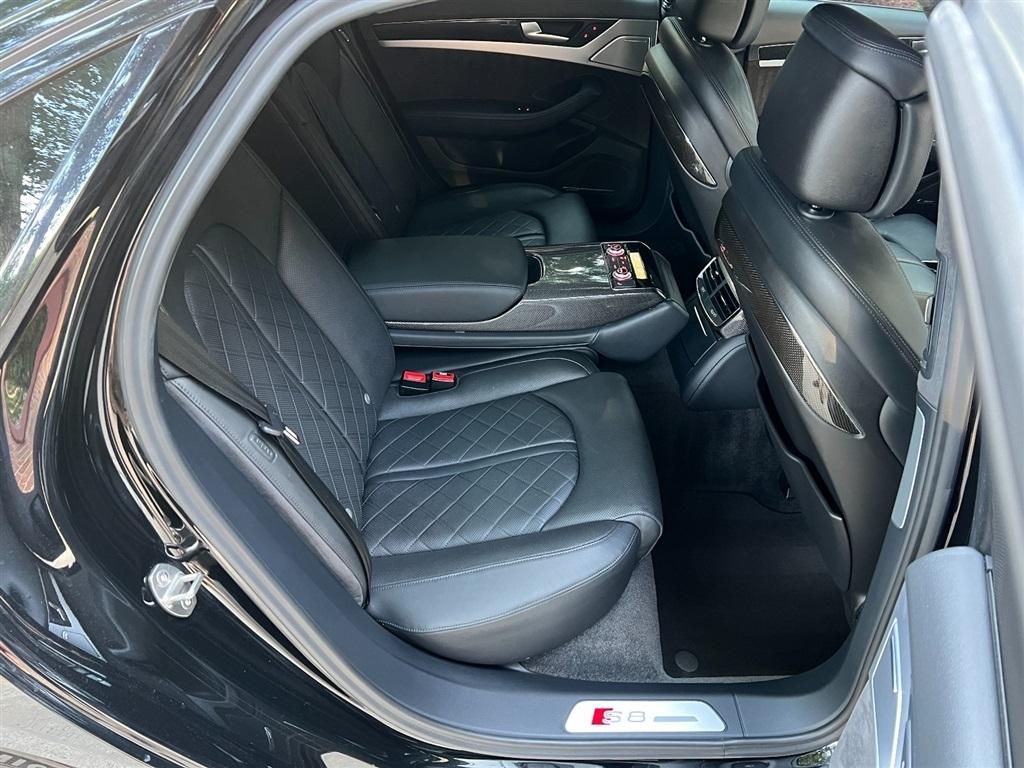 Audi S8 plus 4.0 TFSI 2017