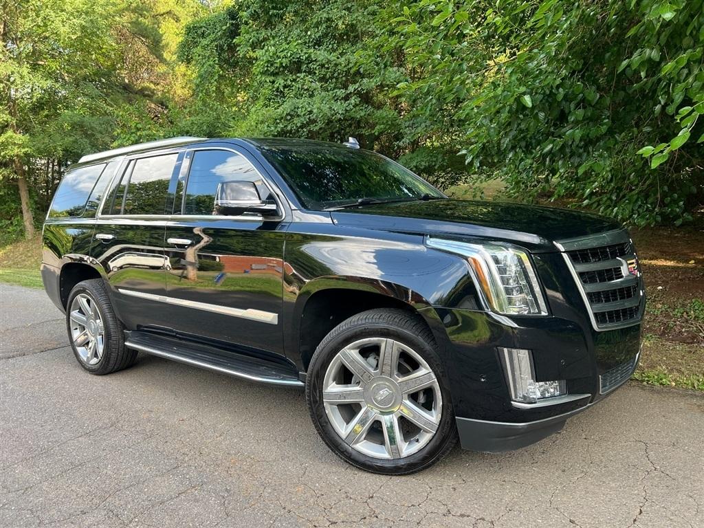 Cadillac Escalade 4WD 4dr Luxury 2019