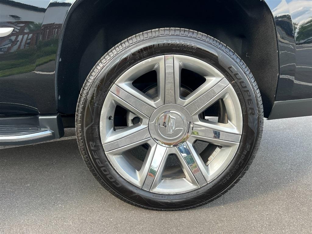 Cadillac Escalade 4WD 4dr Luxury 2019