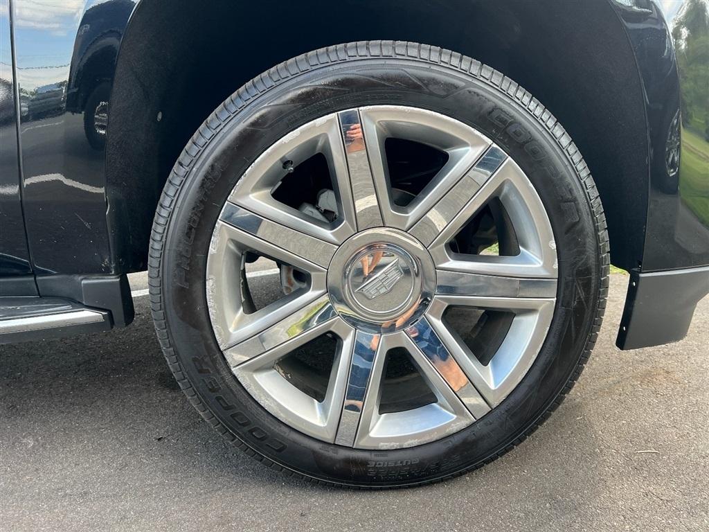 Cadillac Escalade 4WD 4dr Luxury 2019