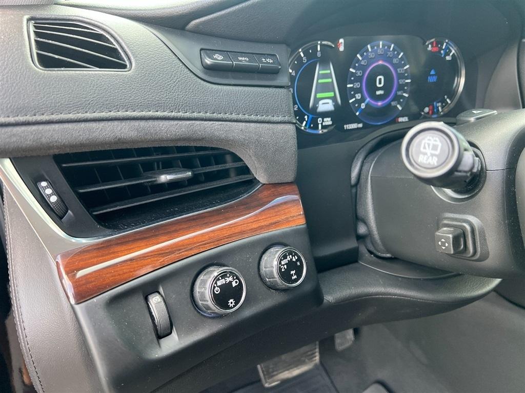 Cadillac Escalade 4WD 4dr Luxury 2019