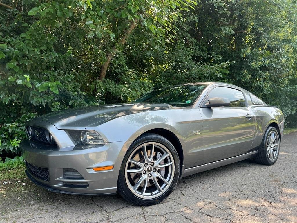 2014 Ford Mustang 2dr Cpe GT Premium