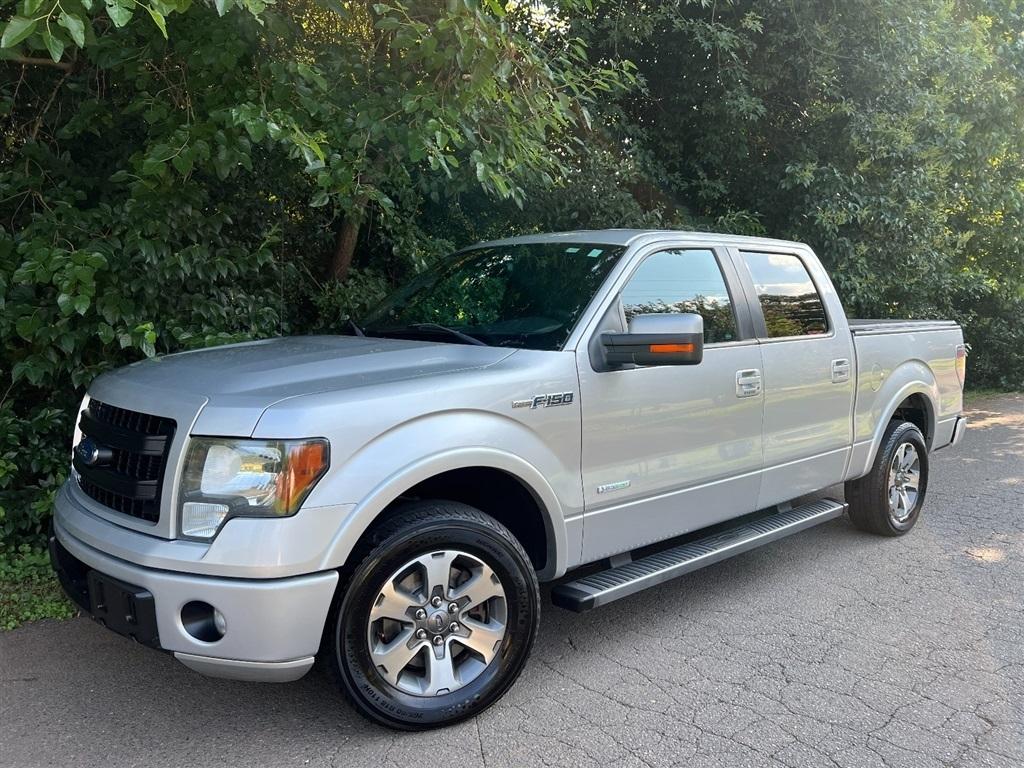 2013 Ford F-150 2WD SuperCrew 145" XL
