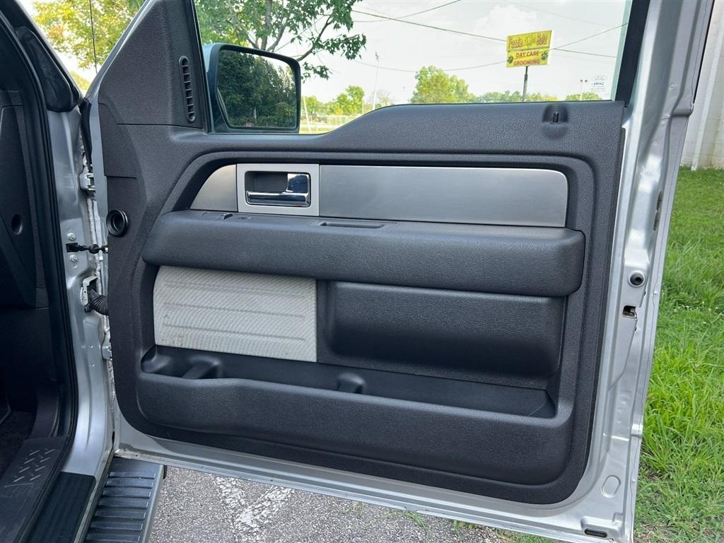 Ford F-150 2WD SuperCrew 145" King Ranch 2013