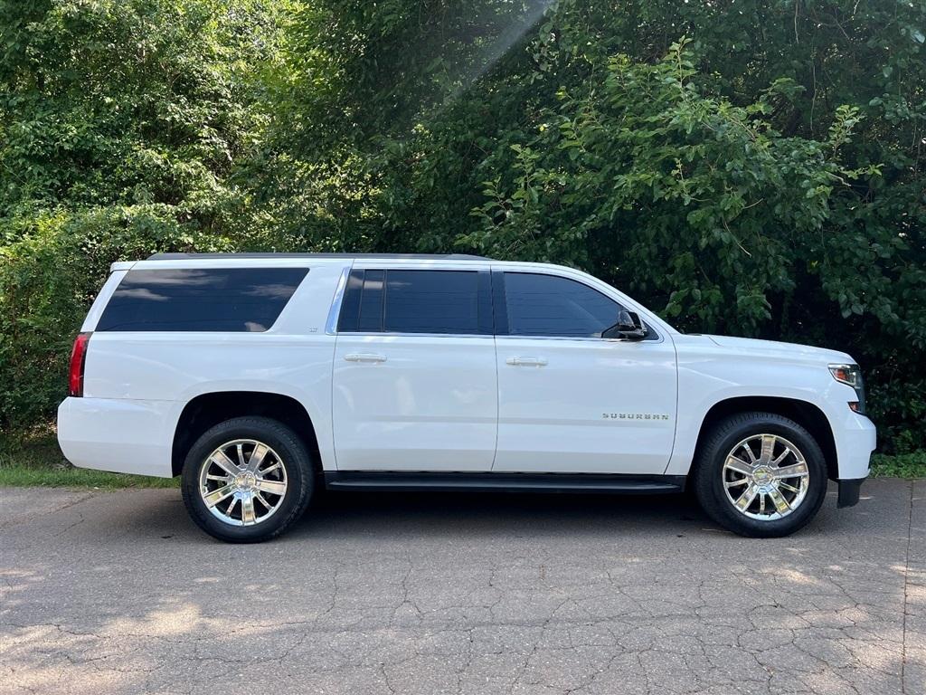 Chevrolet Suburban 2WD 4dr 1500 LT 2017