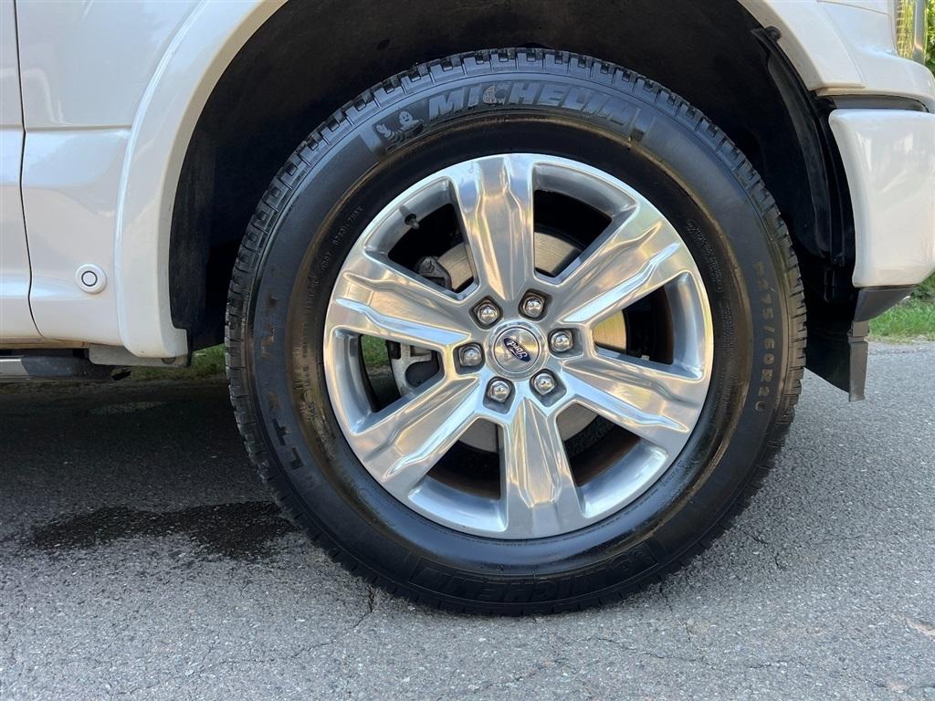 Ford F-150 4WD SuperCrew 145" Platinum 2019