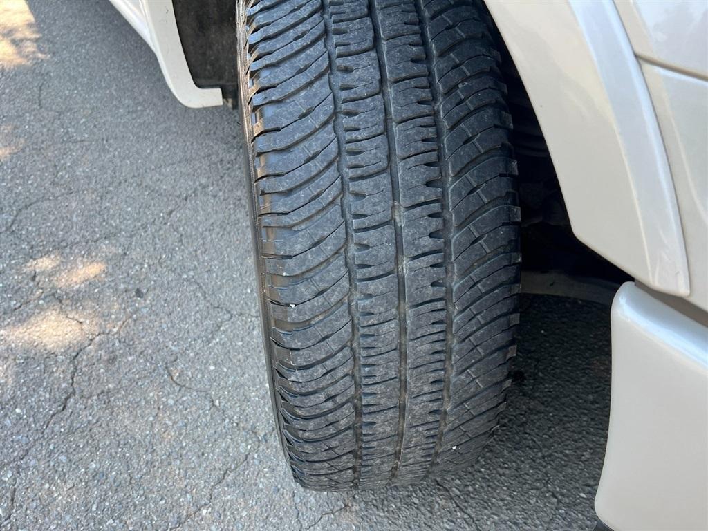 Ford F-150 4WD SuperCrew 145" Platinum 2019