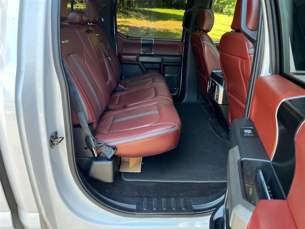 Ford F-150 4WD SuperCrew 145" Platinum 2019