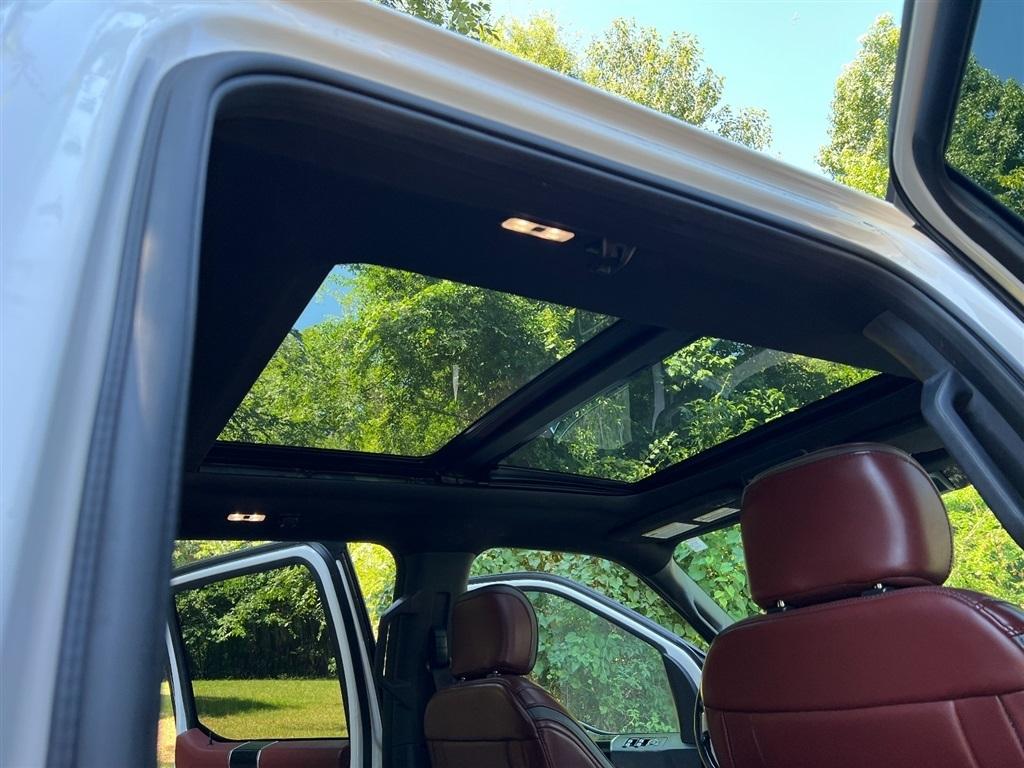 Ford F-150 4WD SuperCrew 145" Platinum 2019