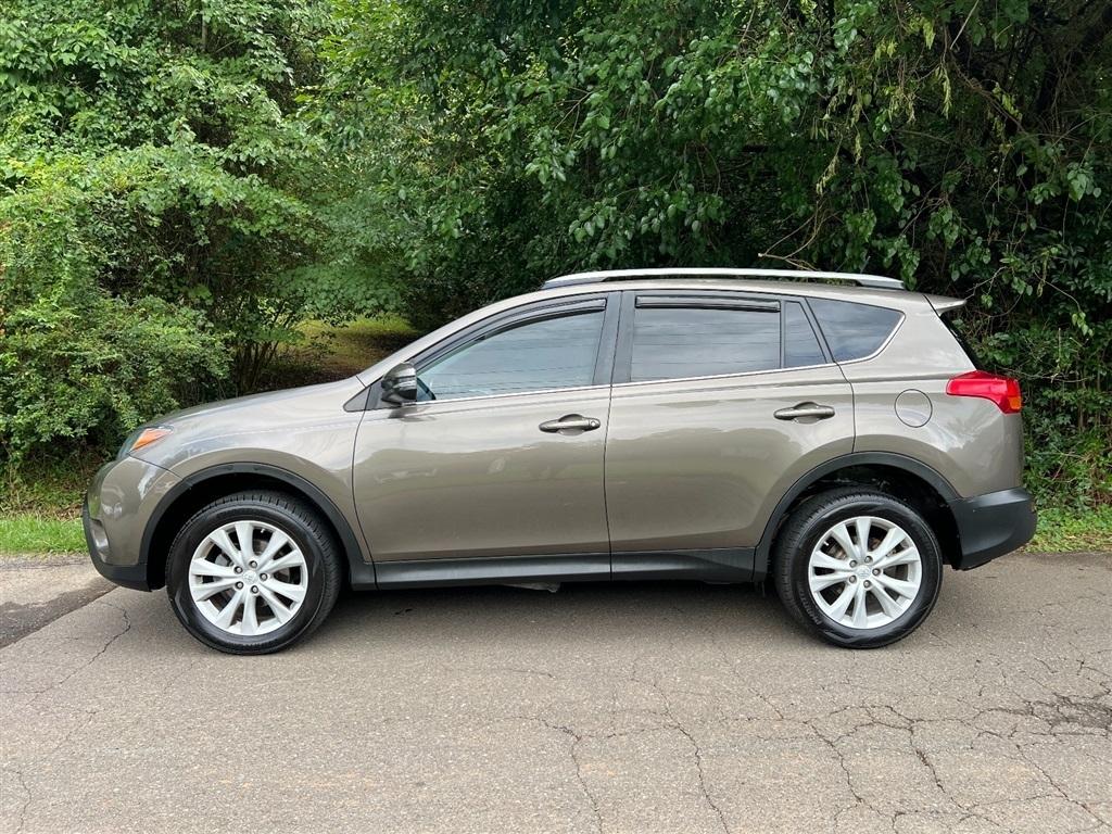 Toyota RAV4 FWD 4dr Limited (Natl) 2015