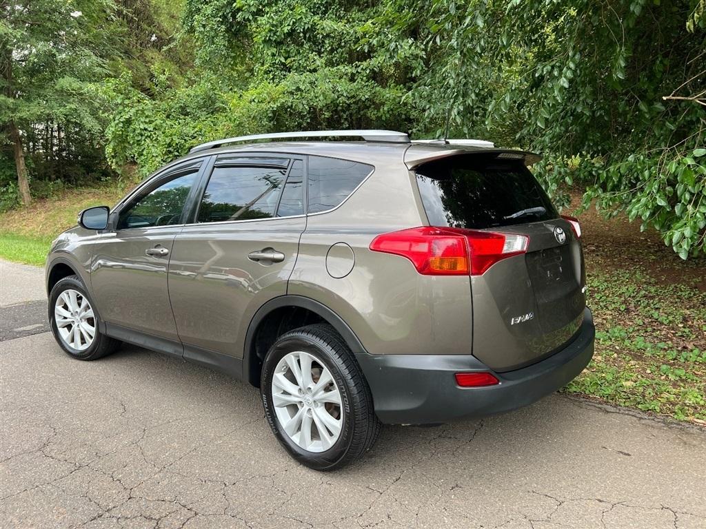 Toyota RAV4 FWD 4dr Limited (Natl) 2015