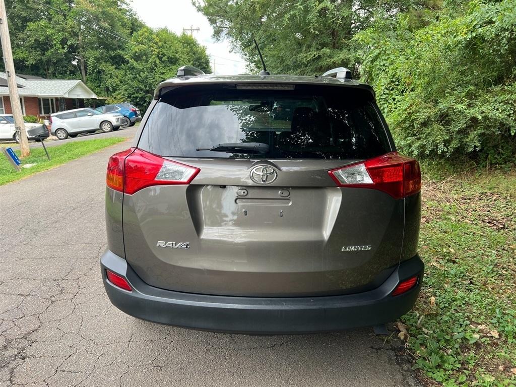 Toyota RAV4 FWD 4dr Limited (Natl) 2015
