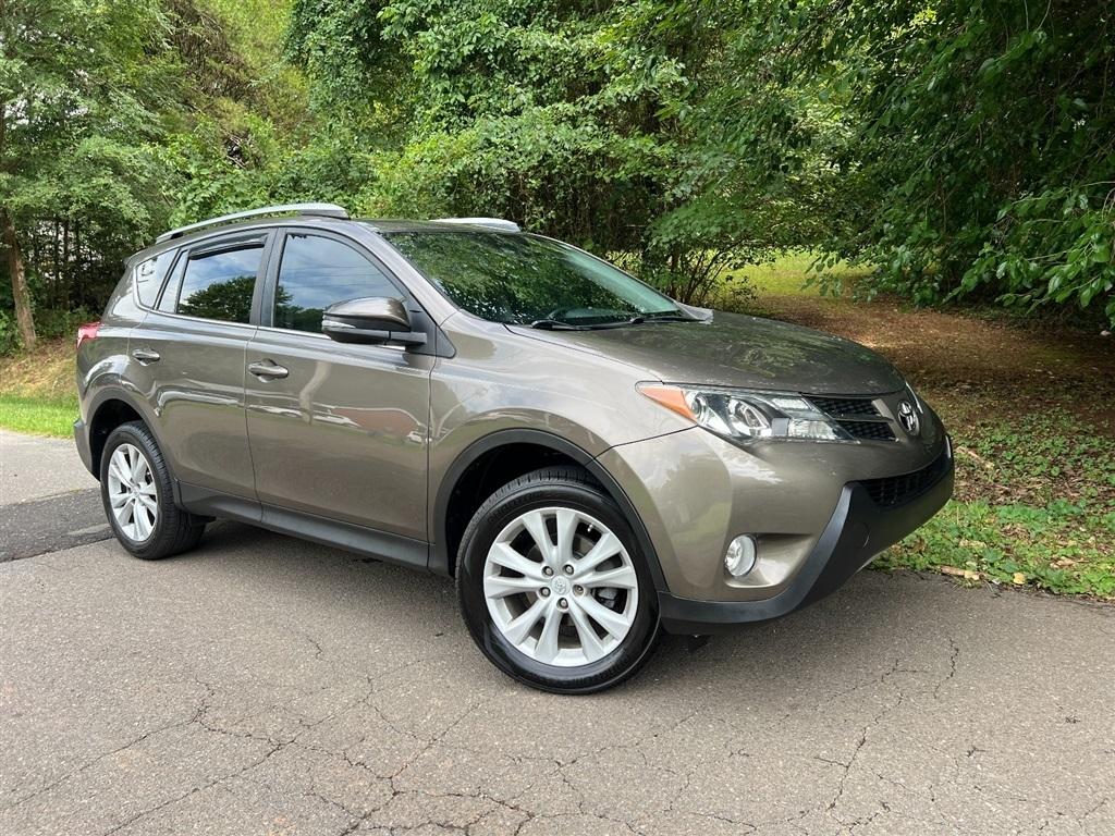Toyota RAV4 FWD 4dr Limited (Natl) 2015