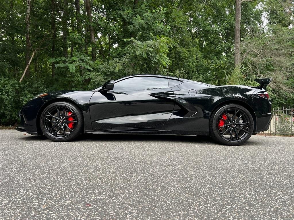 Chevrolet Corvette 2dr Stingray Cpe w/2LT 2024