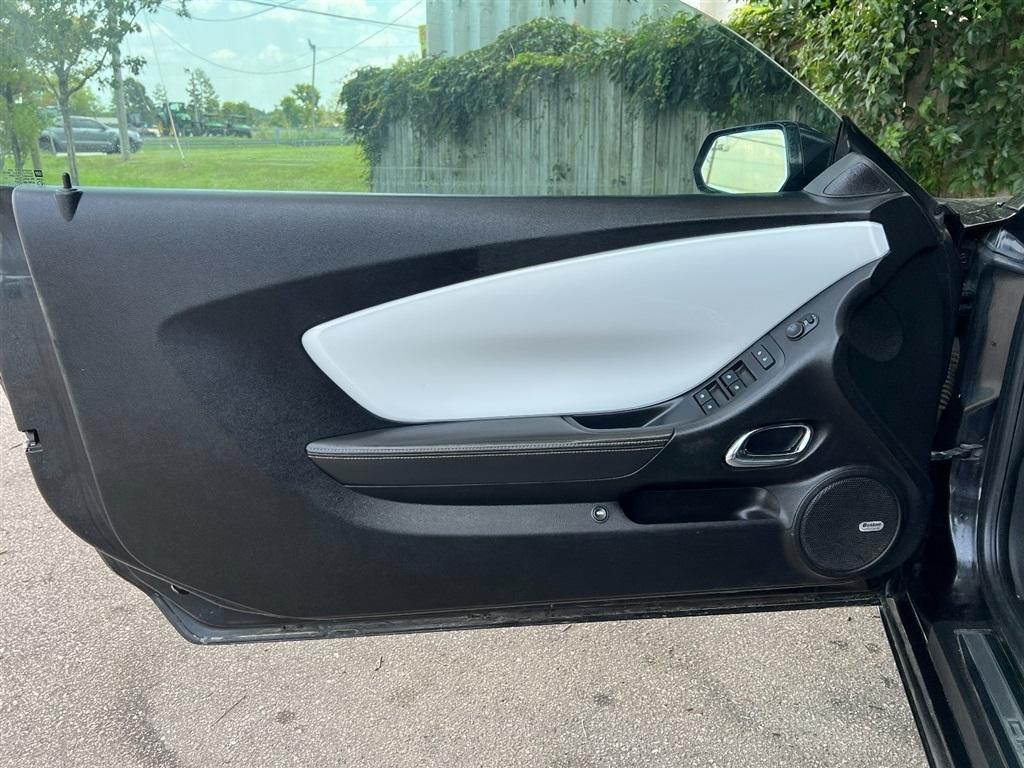 Chevrolet Camaro 2dr Conv 2LT 2012