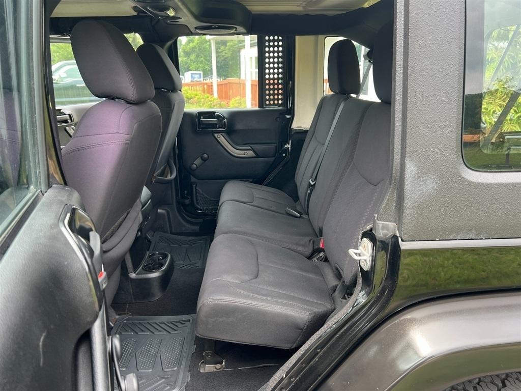 Jeep Wrangler Unlimited 4WD 4dr Sport 2013
