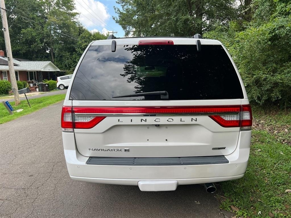 Lincoln Navigator L 2WD 4dr 2015