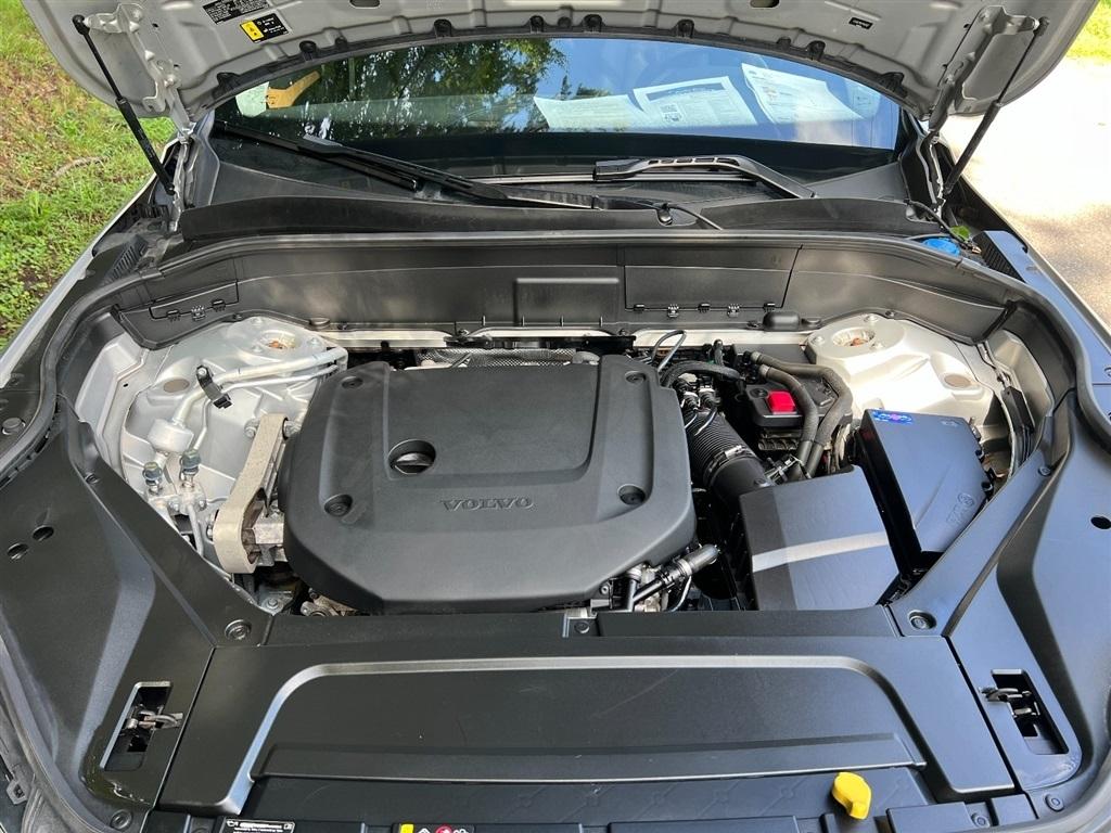 Volvo XC90 B6 AWD Plus Bright Theme 7P 2023