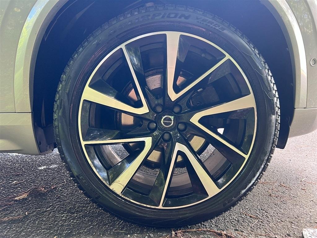 Volvo XC90 B6 AWD Plus Bright Theme 7P 2023