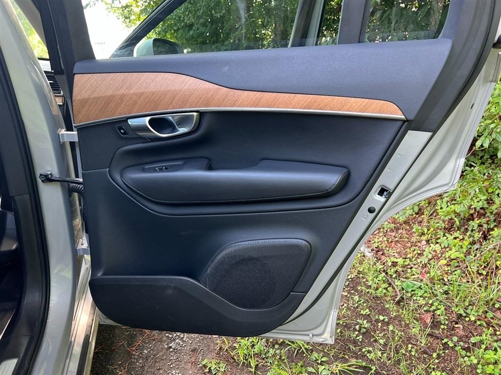 Volvo XC90 B6 AWD Plus Bright Theme 7P 2023