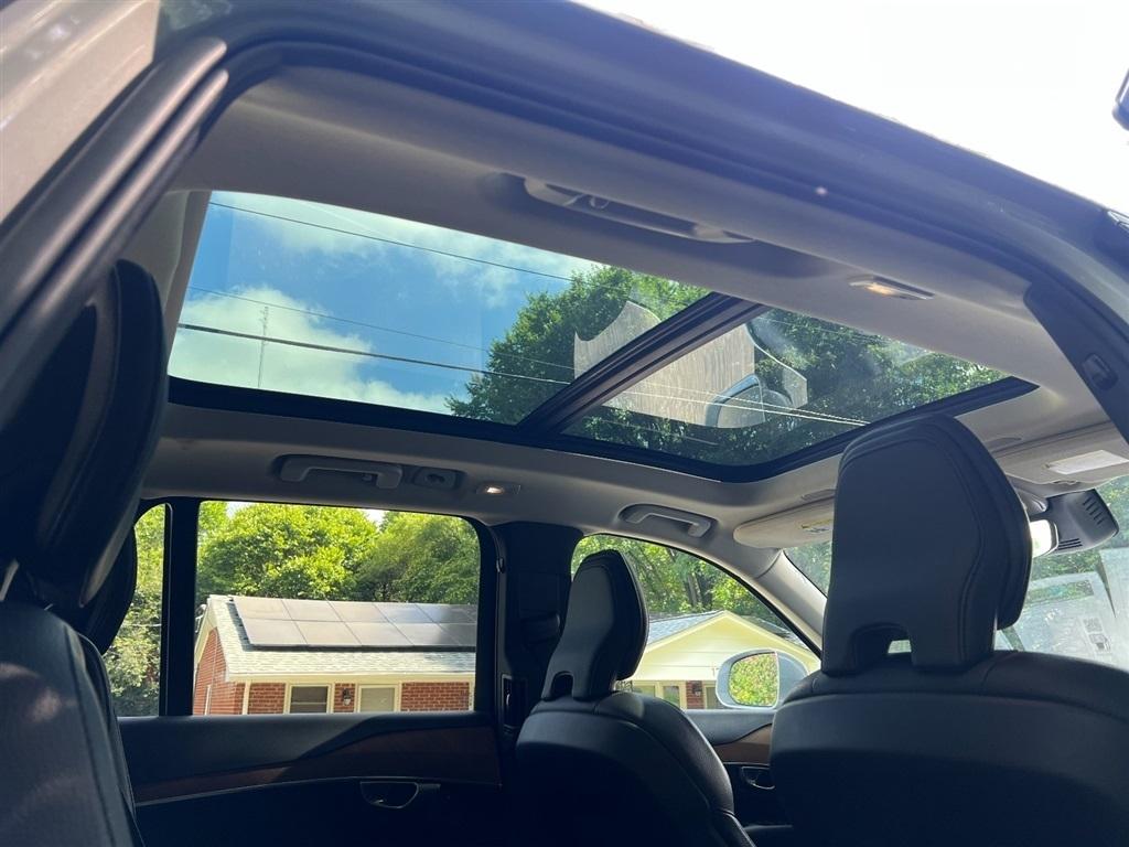 Volvo XC90 B6 AWD Plus Bright Theme 7P 2023