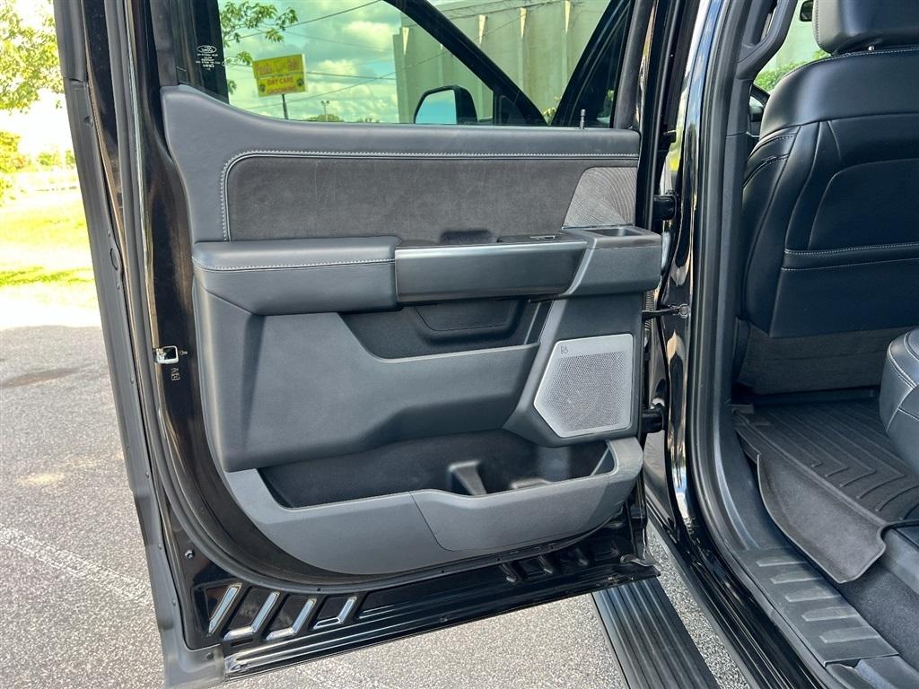 Ford F-150 King Ranch 4WD SuperCrew 5.5' Box 2023