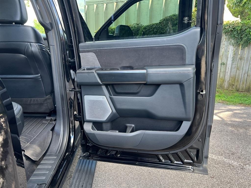 Ford F-150 4WD SuperCrew 145" Platinum 2023
