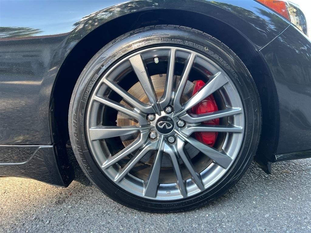 Infiniti Q50 RED SPORT 400 RWD 2021