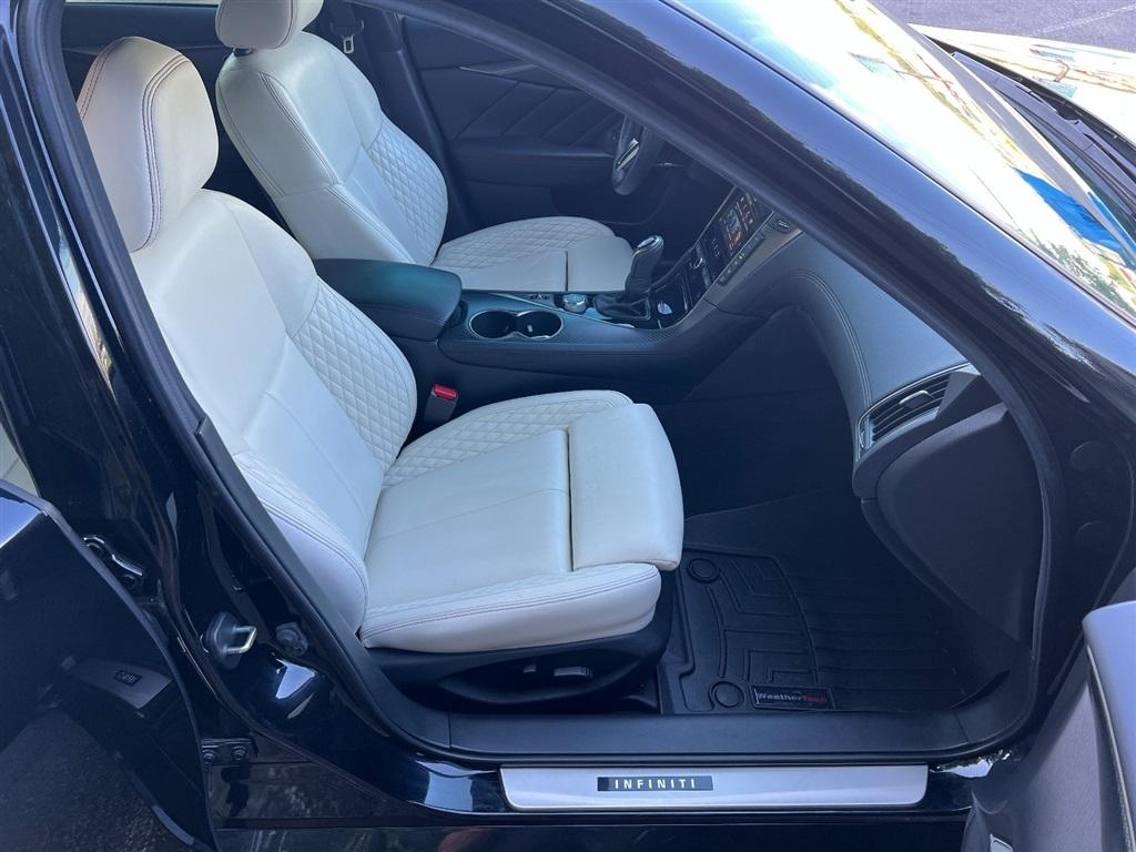 Infiniti Q50 RED SPORT 400 RWD 2021