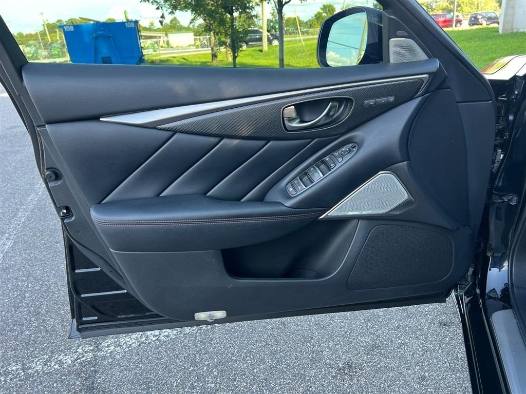 Infiniti Q50 RED SPORT 400 RWD 2021
