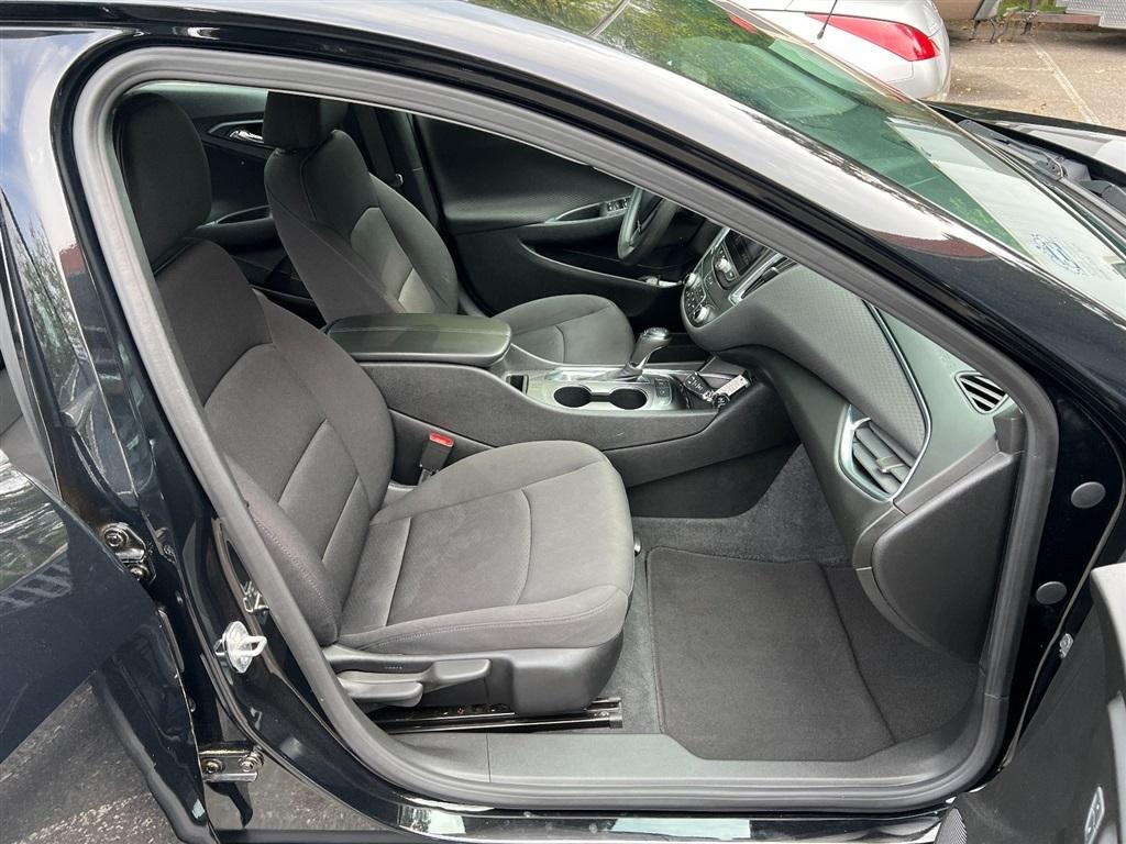 Chevrolet Malibu 4dr Sdn LT 2020